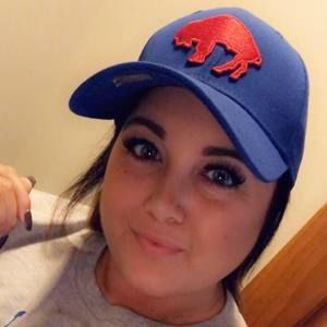 Meet your Posher, Adrienne